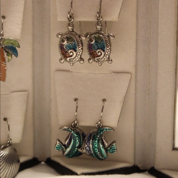 Set of 6 beach themed earrings! - Picture 4 of 5